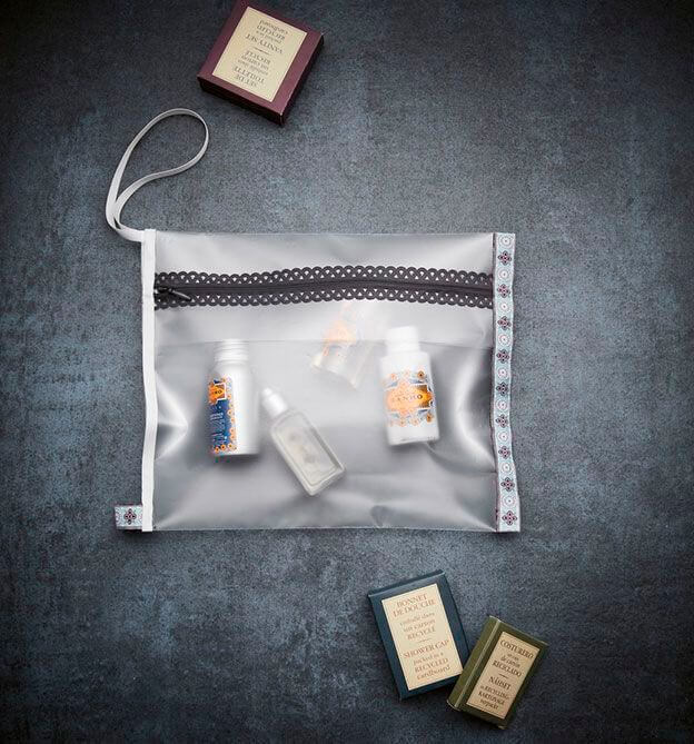 Hadmade cosmetic case, eco-friendly DIY project from the book "Sustainähble".