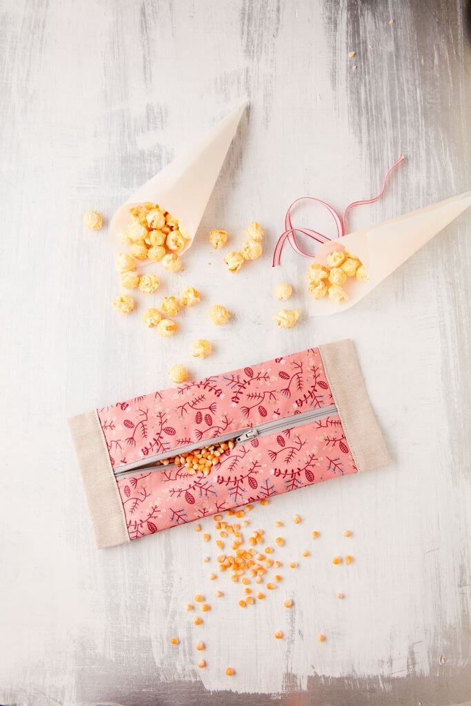 Handmade popcorn bag. eco-friendly DIY project from the book "Sustainähble".