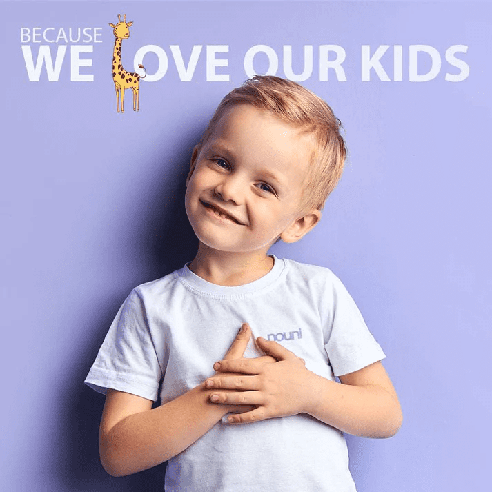 One boy with styled hair promotin Children Hair gel by Nouni on a lilac background