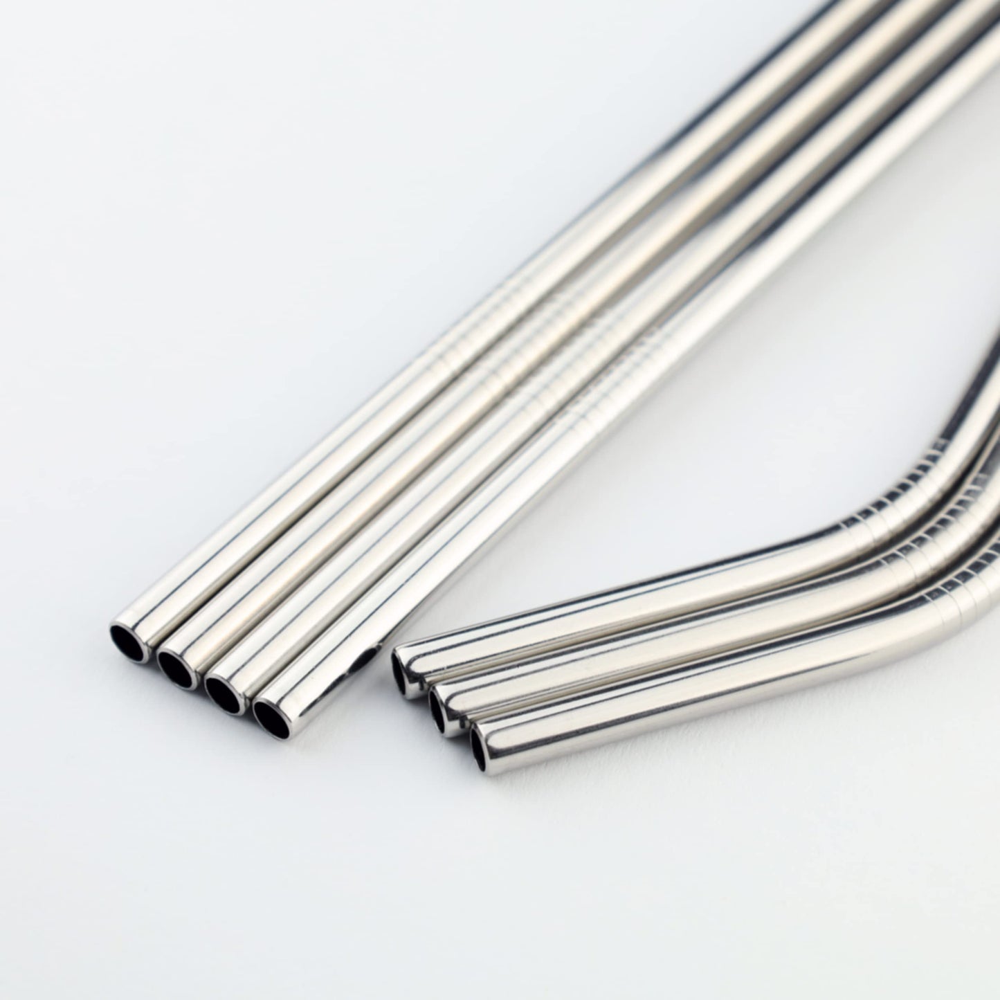 7 silber stainless steel straws. Eco-friendly, dishwasher safe. The Bottle Opener Company.