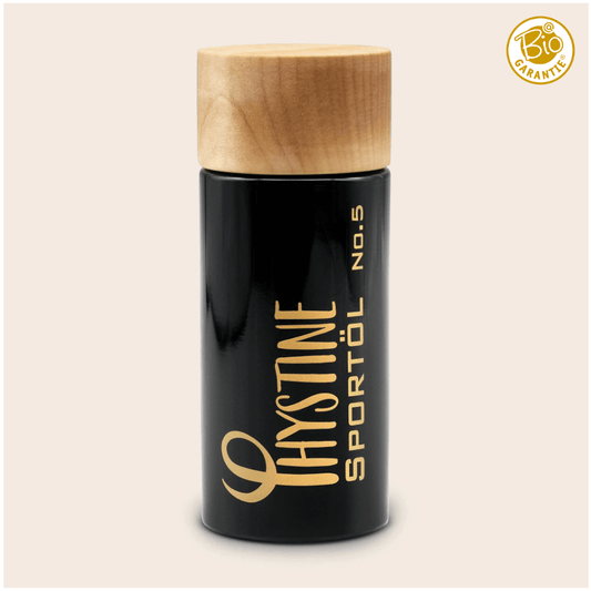 Black bottle of Phystine Sportöl No.5 with wooden cap, organic vegan oil for muscle massage and skin care.