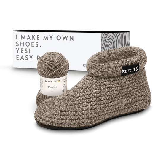 All-in Gift Box: Crochet Slippers